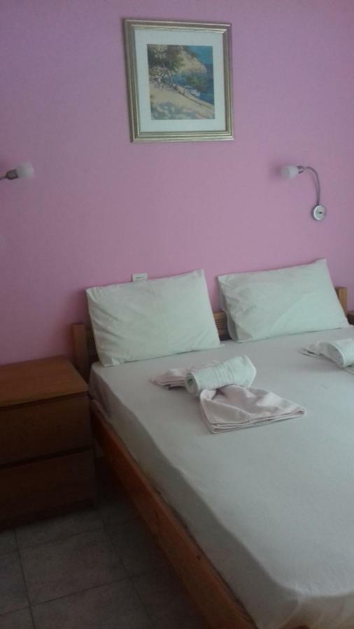 Lichnos Babis Taverna & Rooms Parga Exterior photo